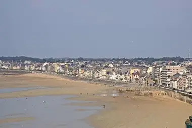 Saint-Malo PTZ webcam, France