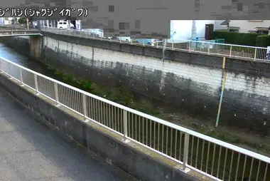 Rivière Shakujii au pont Kamiji, Nerima