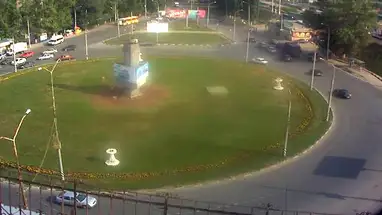 Kreuzung Shekhurdin und Builders, Saratow Online-Webcam