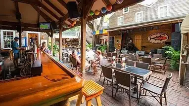 Smokin' Tuna Saloon Bar Online-Webcam