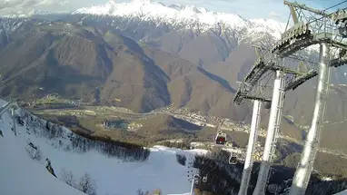 «Gorki Gorod», the height of 2200 m - «Panorama» Live Cam