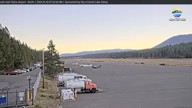 Aeroporto di South Lake Tahoe, California webcam dal vivo