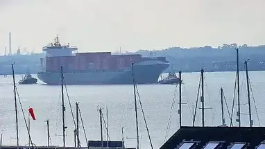 साउथैम्पटन पोर्ट, हैम्पशायर लाइव वेबकैम प्रसारण