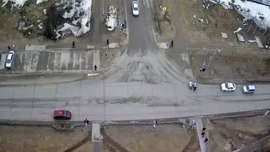 Kruispunt van sport - Perm, Nizjnevartovsk online-webcam