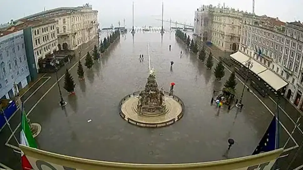Live Webcam Piazza Unità d'Italia, Trieste