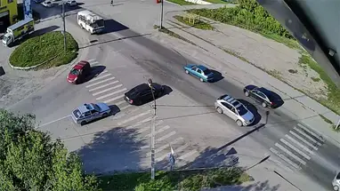 トロフィモフ - セヴァストポリ交差点、ビイスク ウェブカメラのライブストリーム