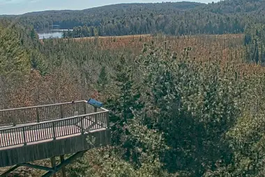 Plateforme d'observation du centre d'accueil, parc Algonquin