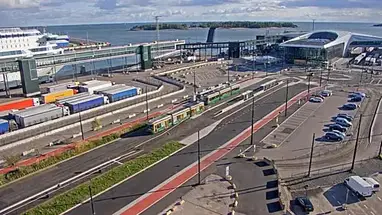 赫尔辛基港 - 西港,南景 在线网络摄像头