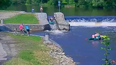 Weir Zlatá Koruna, Vltava Live Cam