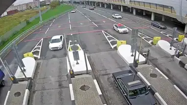 WHSD 상트페테르부르크: Bogatyrsky Avenue에서 입장 웹캠 라이브 스트림